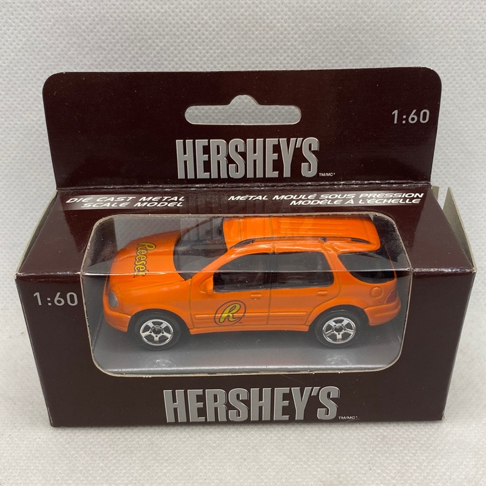 Hershey’s Chocolate Candy 1:60 Die Cast Metal Dinky Car Orange Yellow in Box